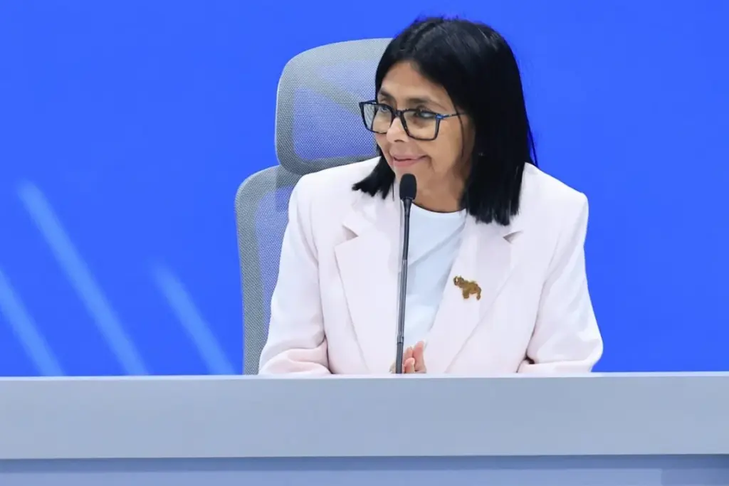 La presidenta encargada de Venezuela, Delcy Rodríguez, ejecuta una profunda reestructuración de su gabinete chavista tras el devastador terremoto y la captura de Nicolás Maduro - Foto: Redes sociales
