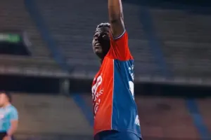 Debut agridulce para Luis Amaranto Perea con Independiente Medellín - Foto: @DIM_Oficial