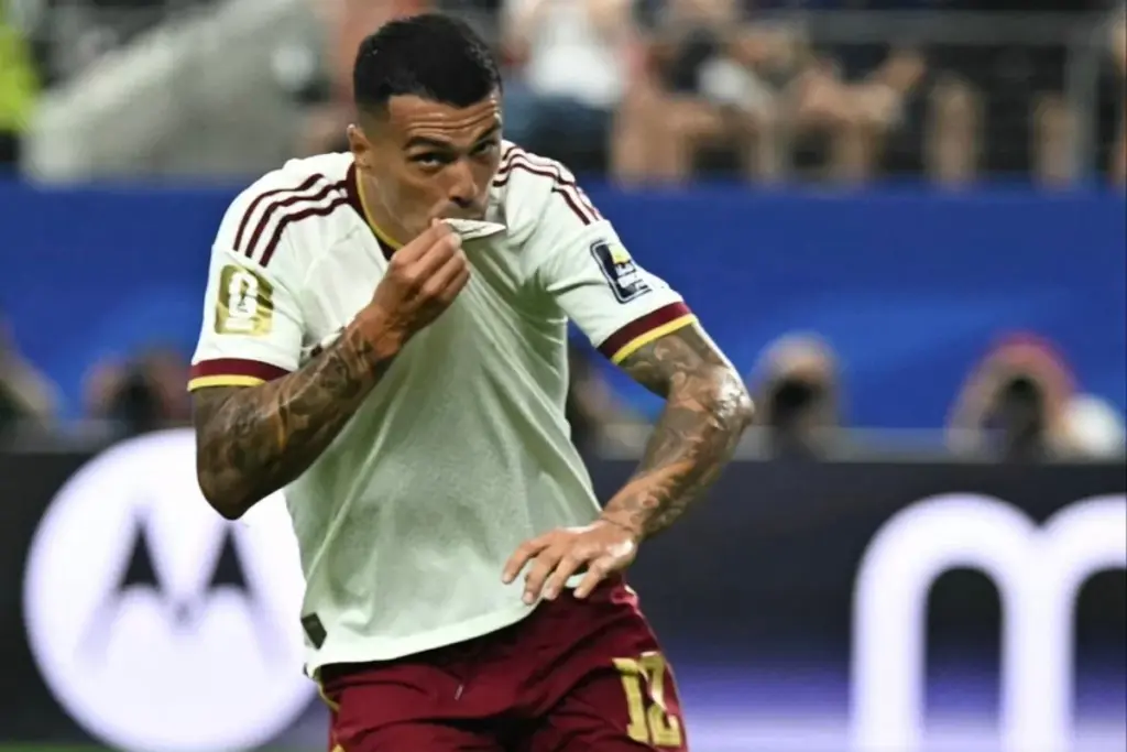 España clasificó a la final del Mundial 2026 tras vencer 2-0 a Francia en Dallas con goles de Oyarzabal y Pedro Porro - Foto: @FIFAWorldCup