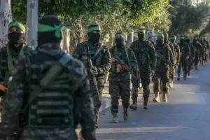 Tras 17 años de control absoluto, el movimiento islamista Hamás anunció la disolución de su aparato gubernamental en la Franja de Gaza para dar paso al Comité Nacional para la Administración de Gaza (NCAG) - Foto: Redes sociales