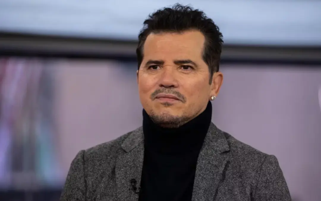 El actor colombiano John Leguizamo brilla en 'La Odisea', la épica superproducción de Christopher Nolan que arrasa en la taquilla global con 263.5 millones de dólares - Foto: Redes sociales