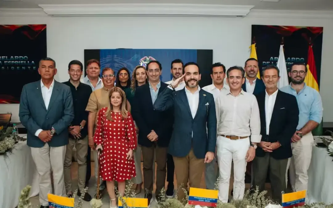 El presidente electo de Colombia, Abelardo de la Espriella, consolida el gabinete de la 'Patria Milagro' a semanas de su posesión. Conozca los 13 ministros confirmados y las 5 carteras en vilo - Foto: @ABDELAESPRIELLA