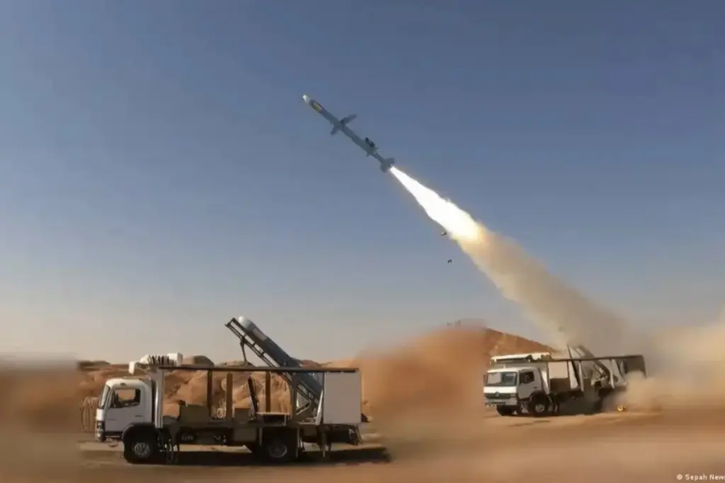 Irán lanza una severa advertencia militar tras las amenazas de Donald Trump: promete destruir "todas las infraestructuras" de Medio Oriente y declara el estrecho de Ormuz como línea roja inquebrantable - Foto: Sepah News