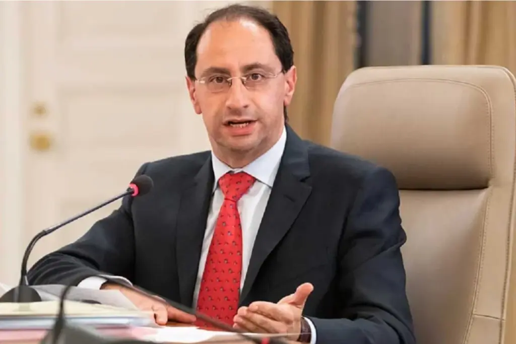 José Manuel Restrepo, vicepresidente electo de Colombia, aclaró la polémica sobre un eventual juicio y extradición de Gustavo Petro mencionada por Carlos Alonso Lucio, y alertó sobre la ruptura institucional - Foto: Redes sociales
