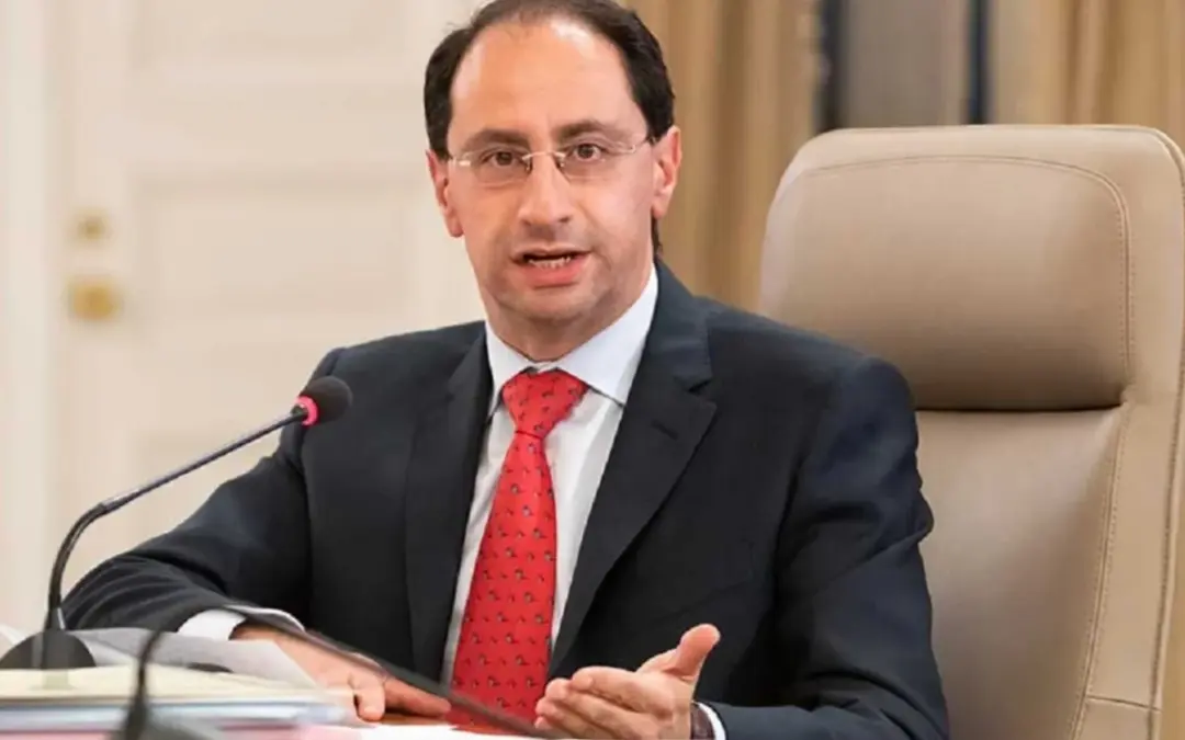 José Manuel Restrepo, vicepresidente electo de Colombia, aclaró la polémica sobre un eventual juicio y extradición de Gustavo Petro mencionada por Carlos Alonso Lucio, y alertó sobre la ruptura institucional - Foto: Redes sociales