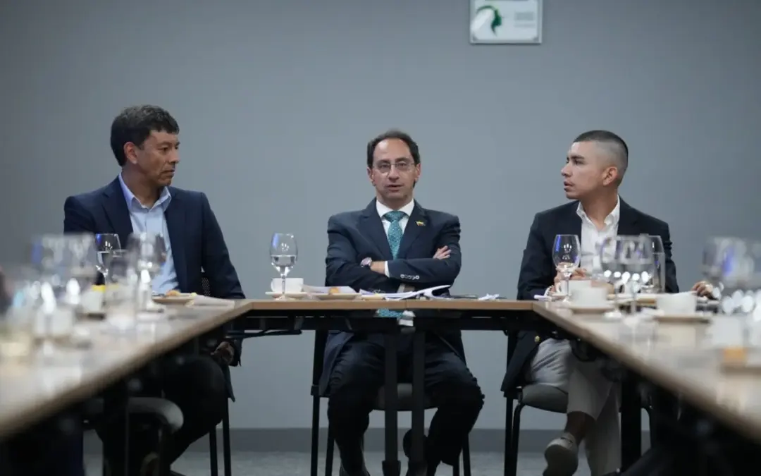 El vicepresidente electo José Manuel Restrepo anunció que el gobierno de Abelardo de la Espriella convocará a una asamblea extraordinaria en Ecopetrol para remover de inmediato a Ricardo Roa y a la junta directiva actual, buscando reactivar la exploración petrolera - Foto: @JoMalagon