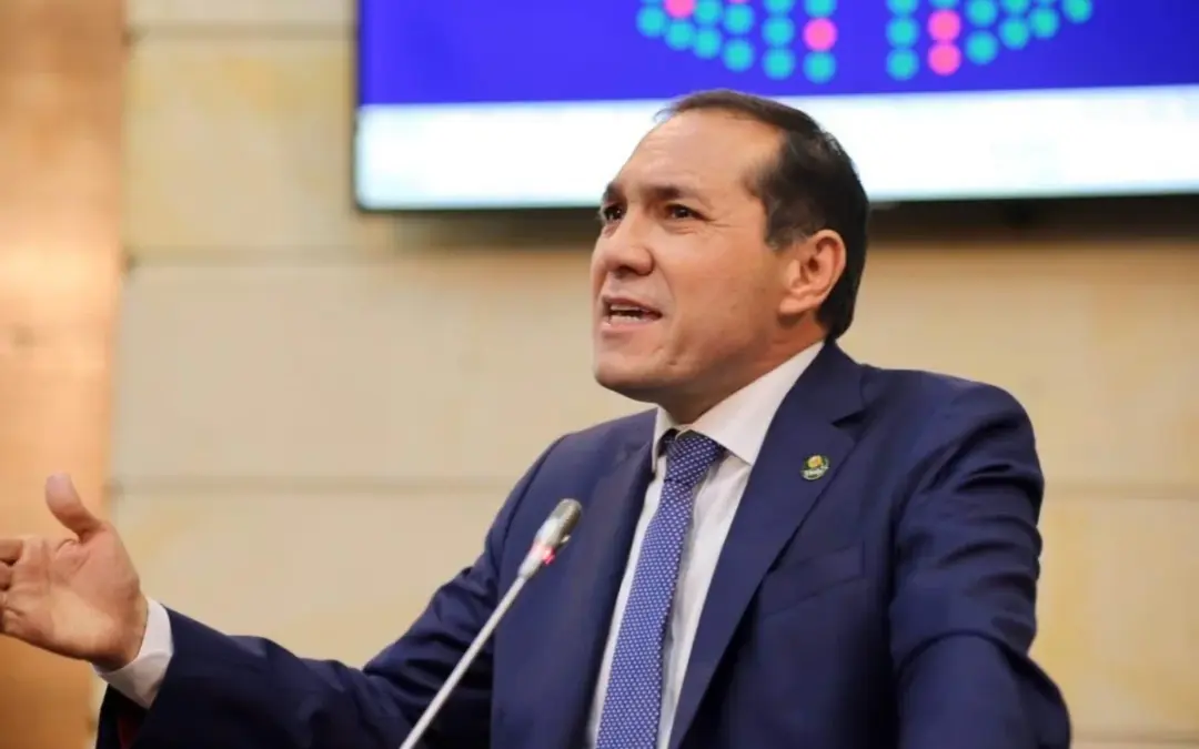Tormenta política en el Ejecutivo: Ministerio del Trabajo no descarta investigar denuncia de Angie Rodríguez contra el presidente Gustavo Petro