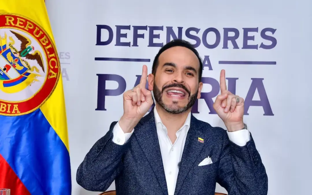 En su última alocución como presidente electo, Abelardo De La Espriella denunció la desfinanciación de Colombia Mayor, anunció un aumento a $400.000 para los abuelos y prometió una ofensiva de seguridad desde el 7 de agosto - Foto: Redes sociales