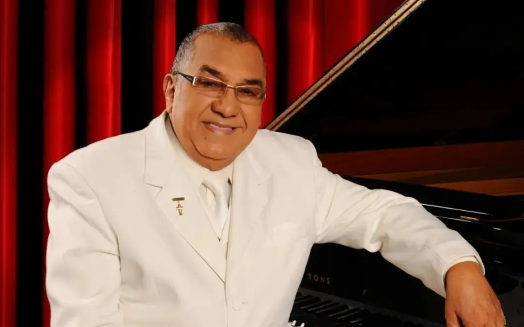 El legendario cantante colombiano Alci Acosta se encuentra hospitalizado en la UCI de Barranquilla por afecciones renales y de próstata - Foto: Redes sociales