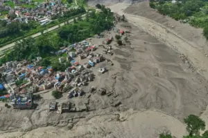 Violentas inundaciones repentinas en la frontera entre Nepal y el Tíbet dejan al menos 160 muertos y cientos de desaparecidos - Foto: Redes sociales