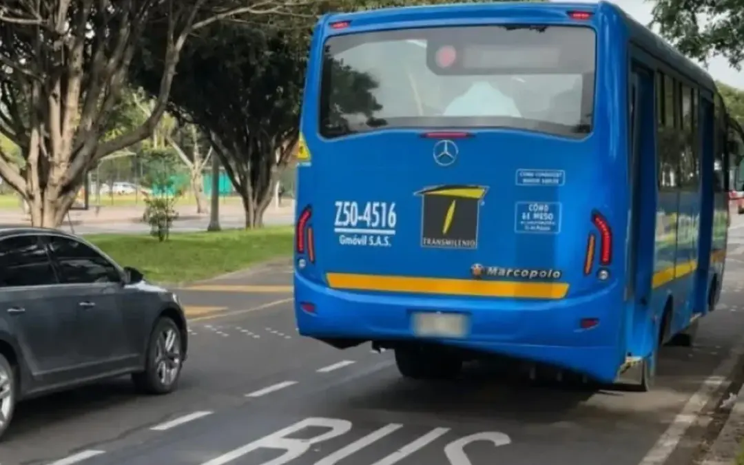 Entró en funcionamiento el nuevo carril preferencial para buses del Sitp en la calle 63 de Bogotá - Foto: @SectorMovilidad