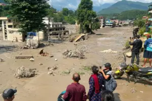 La cifra de muertos por la masiva riada en la frontera entre Nepal y el Tíbet asciende a 392, mientras que casi 1.500 personas continúan desaparecidas - Foto: Redes sociales