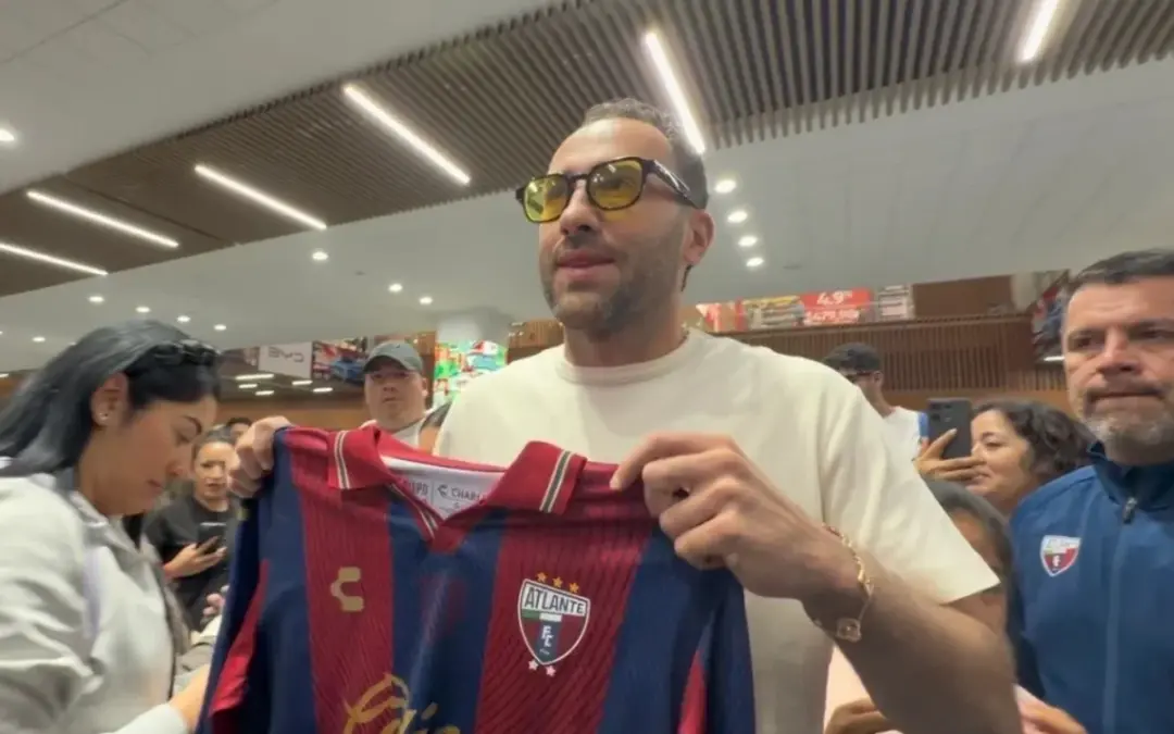 David Ospina no jugará en Atlante FC. El club mexicano hizo oficial la desvinculación de común acuerdo con el portero colombiano - Foto: Redes sociales