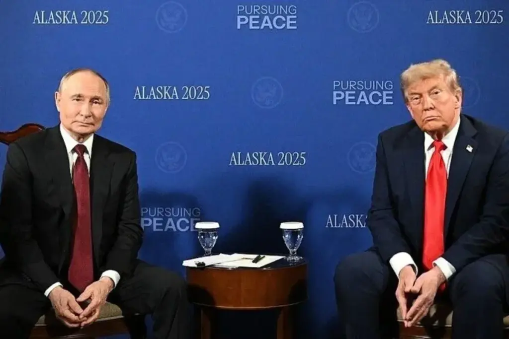 El presidente Donald Trump descartó un ataque ruso a la OTAN tras diálogos con Vladimir Putin - Foto: Redes sociales