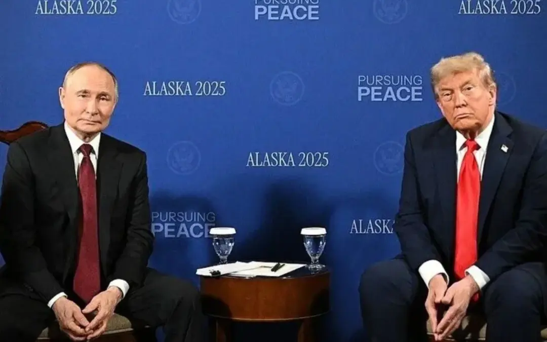 El presidente Donald Trump descartó un ataque ruso a la OTAN tras diálogos con Vladimir Putin - Foto: Redes sociales
