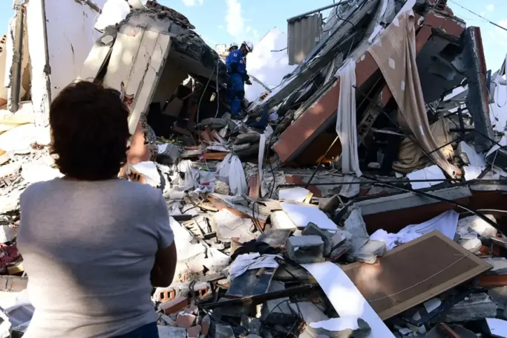 El terremoto de magnitud 7,4 en Colombia deja 234 muertos a más de 24 horas del impacto, según Asocapitales - Foto: Redes sociales