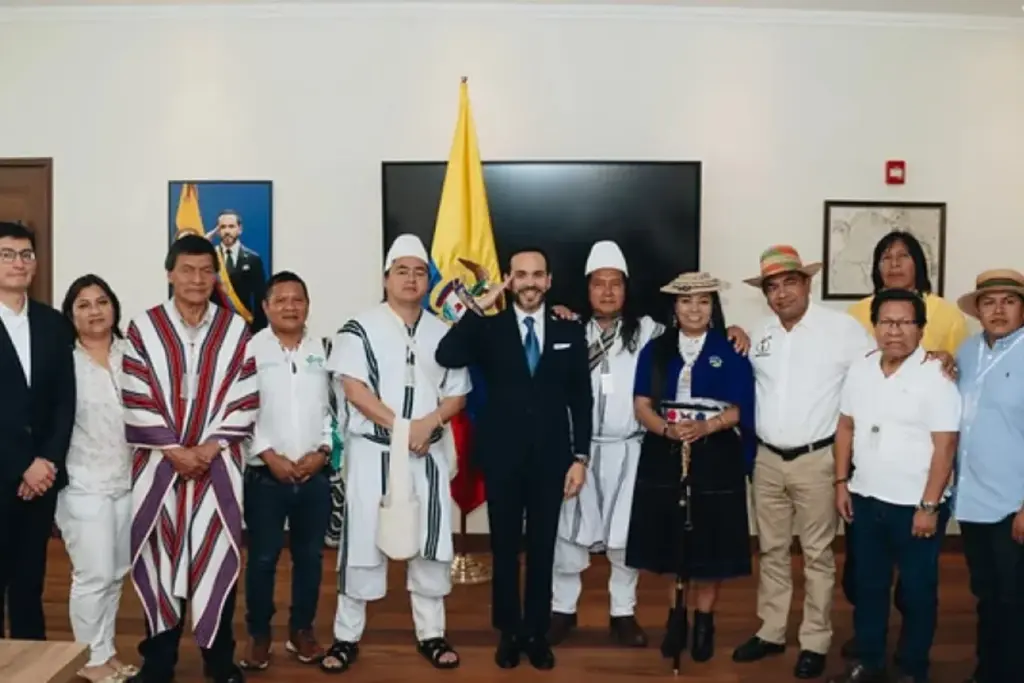 El presidente Abelardo De La Espriella sostuvo su primer diálogo con comunidades indígenas en Barranquilla - Foto: @infopresidencia