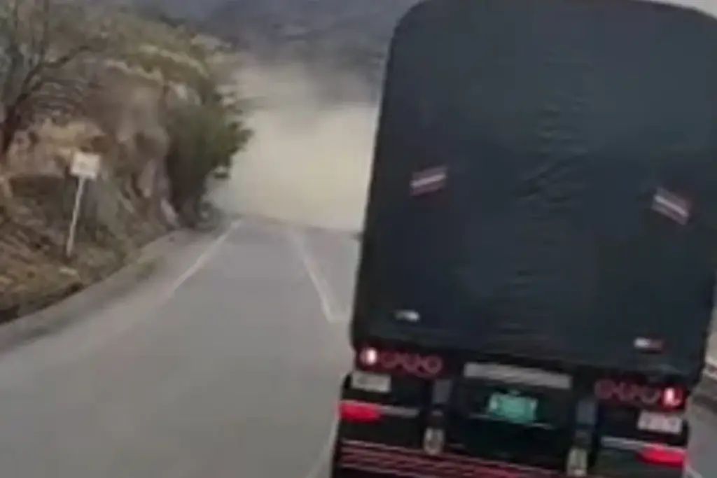 Atentado terrorista en la Vía Panamericana deja un soldado muerto y dos heridos entre Cauca y Nariño - Foto: Captura de video
