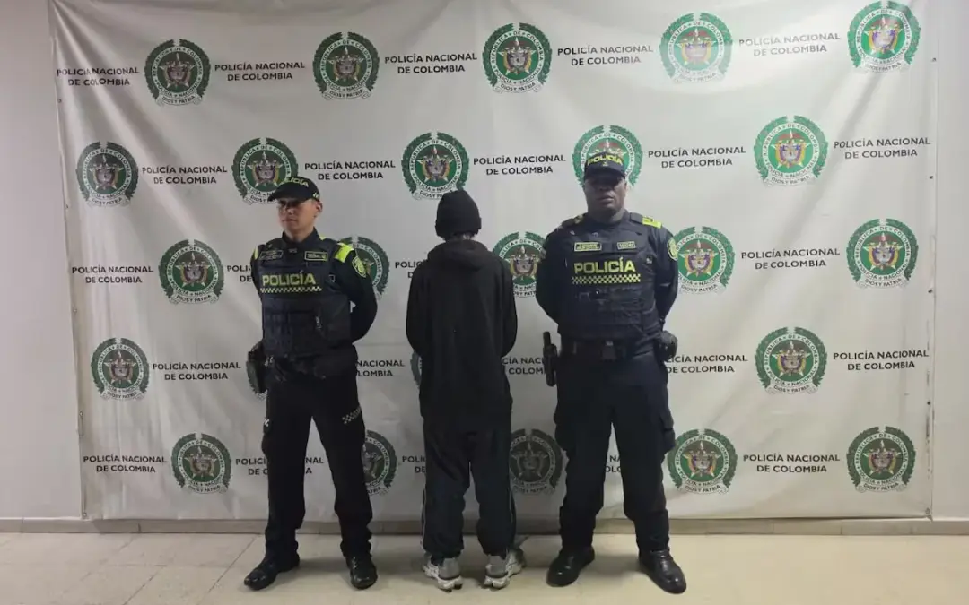 Hecho de intolerancia en Bogotá: Docente es apuñalado por evitar que usaran el espacio público como baño en Galerías