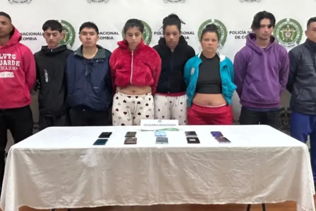 El Gaula de la Policía y la Fiscalía desarticularon una red del 'Tren de Aragua' que extorsionaba a más de 60 transportadores informales en Bosa y Las Américas, Bogotá - Foto: @FiscaliaCol
