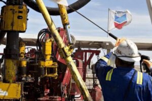 Chevron confirma una inversión de más de 7.000 millones de dólares en Venezuela tras el acuerdo petrolero anunciado por Donald Trump - Foto: Redes sociales