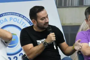 El director de la UNP, Didier Fabián Blanco, pidió disculpas al Centro Democrático por publicaciones realizadas durante la campaña, defendió la imparcialidad de la entidad y alertó sobre la falta de vehículos para nuevos esquemas de protección - Foto: Redes sociales