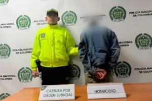 Aprehenden a menor de 14 años en la localidad de Kennedy por apuñalar gravemente a un hombre durante una riña - Foto: @PoliciaBogota
