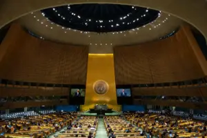 El Consejo de Seguridad de la ONU respaldó el derecho de Arabia Saudita a defenderse de los ataques hutíes y exigió el cese inmediato de la ofensiva en Yemen - Foto: Redes sociales