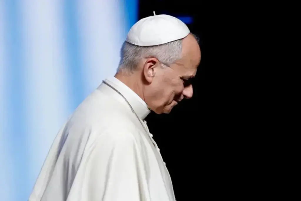 El papa León XIV pidió a Europa fortalecer el diálogo, el derecho internacional y el multilateralismo, al tiempo que advirtió sobre los riesgos del rearme - Foto: Redes sociales