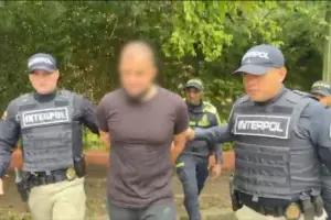 La Policía capturó en un hospital de Copacabana a alias 'Ash', capo australiano-iraní buscado por Interpol por tráfico de drogas y lavado de activos a gran escala - Foto: @PoliciaColombia