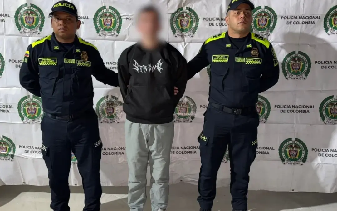 Capturan en la localidad de Chapinero a un auxiliar de enfermería acusado de abusar sexualmente de un paciente - Foto: @PoliciaBogota