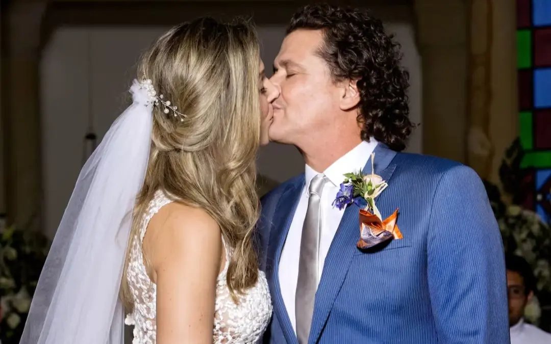 Carlos Vives celebró ocho años de matrimonio con Claudia Elena Vásquez - Foto: @carlosvives