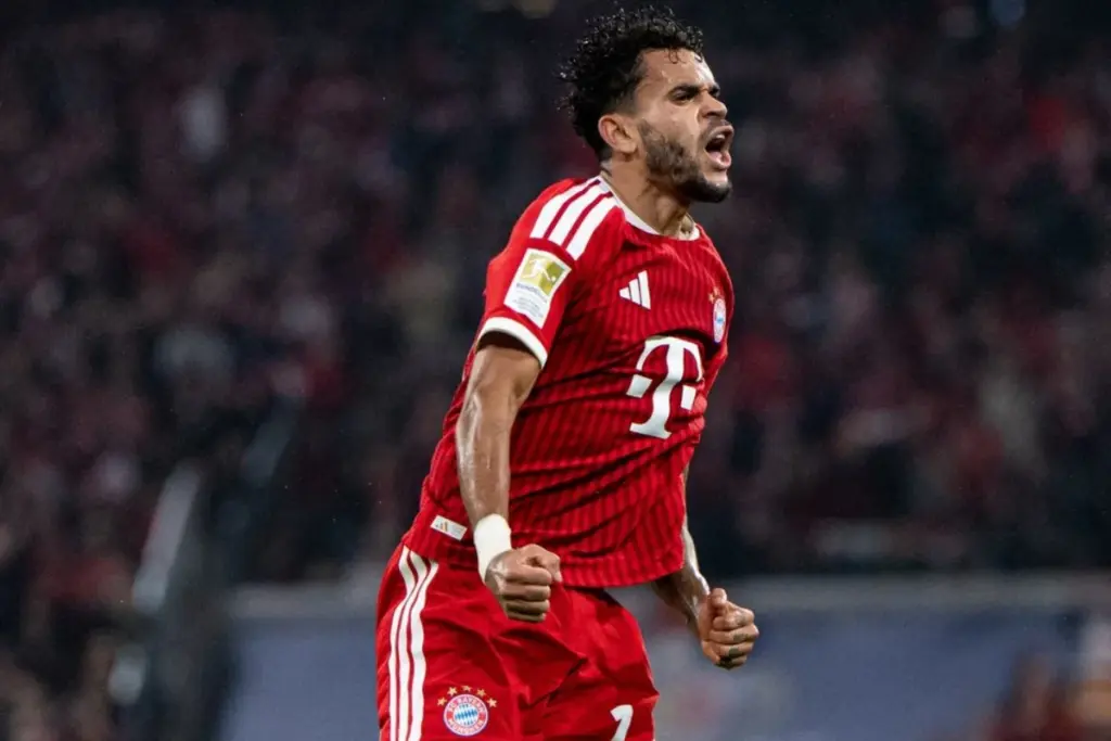 Luis Díaz lidera el ranking Sofascore de futbolistas colombianos tras su triplete con Bayern Múnich - Foto: @FCBayernES