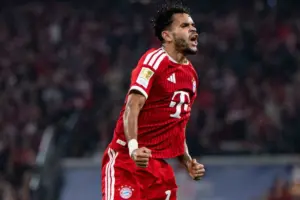 Luis Díaz lidera el ranking Sofascore de futbolistas colombianos tras su triplete con Bayern Múnich - Foto: @FCBayernES