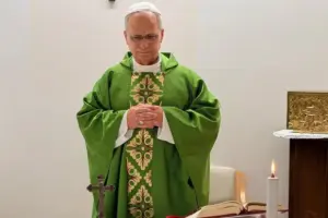 El papa León XIV sostuvo una llamada con Vladimir Putin para solicitar un cese al fuego humanitario urgente en la ciudad ucraniana de Oleshki - Foto: Redes sociales