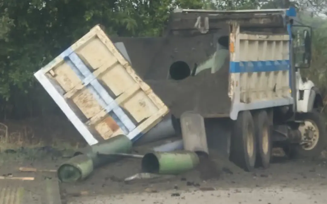 Terrorismo en el Cauca: Atacan con volqueta bomba las inmediaciones de una base militar en Miranda